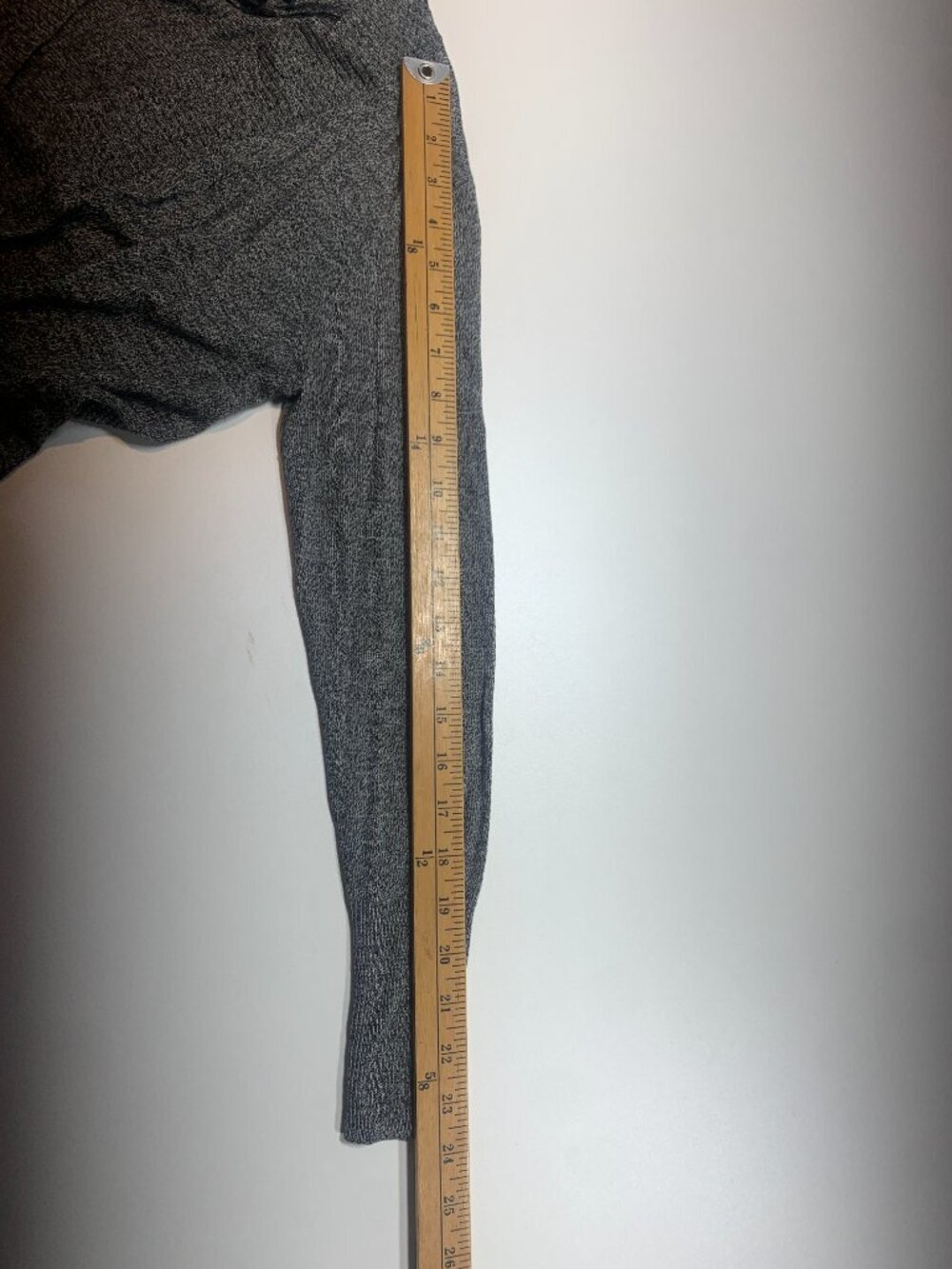 Worthington Petite Gray Marled Knit Sweater Long Sleeve Soft Cozy PS - Picture 5 of 8